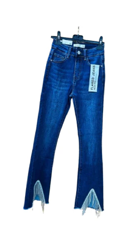 Jeans donna vita alta elasticizzati con frange sul fondo